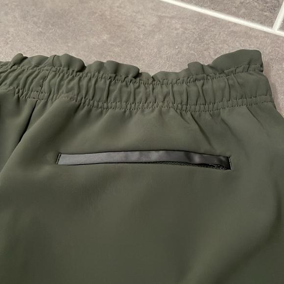 Athleta Metropolis Jogger size 8Tall - Picture 11 of 11